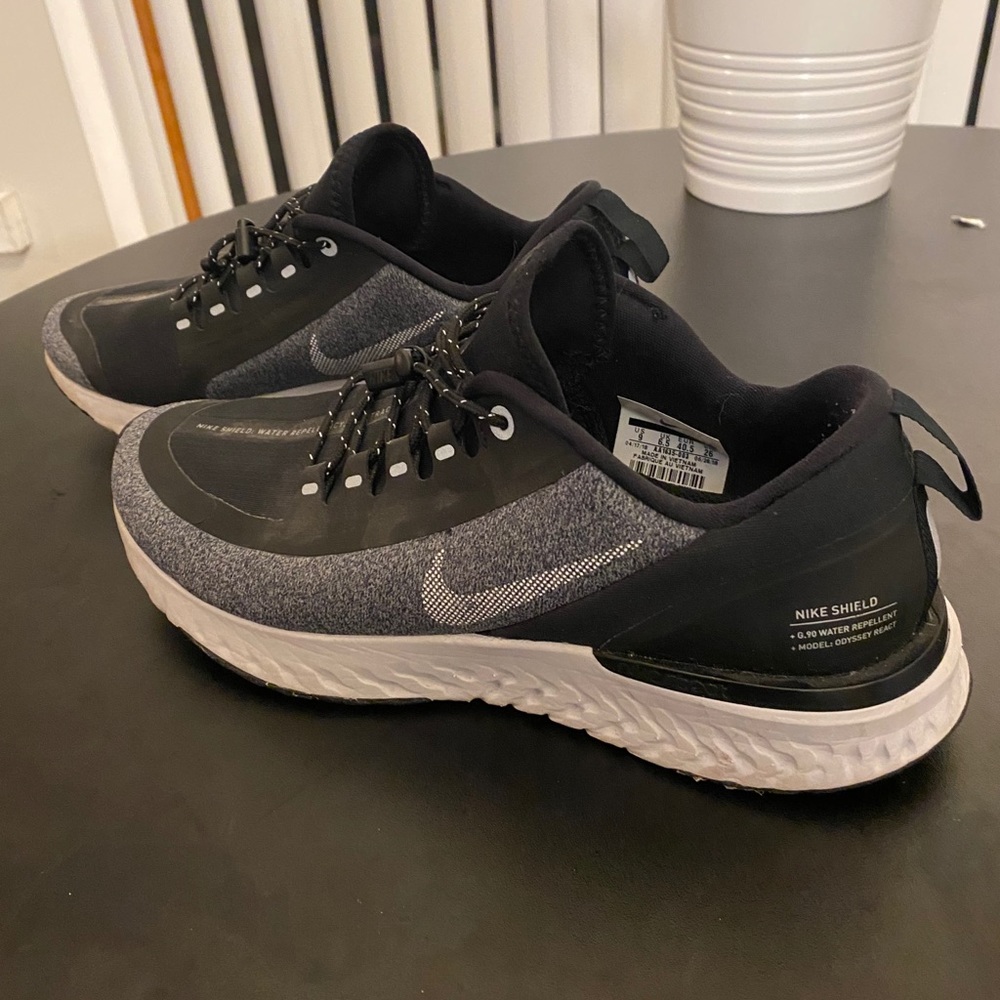 Nike Shield Tennis Shoes